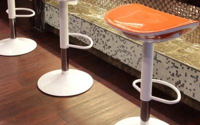 5 criterii de baza pentru alegerea unor scaune de bar potrivite