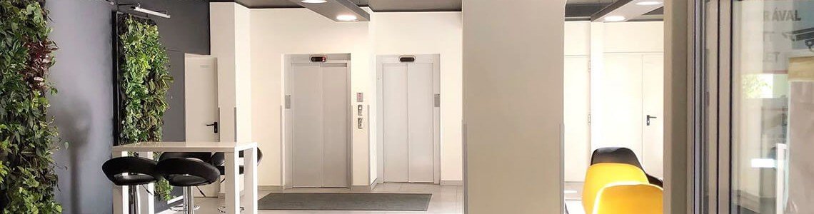 Amenajarea recepției sau a sălii de așteptare Amenajarea recepției sau a sălii de așteptare