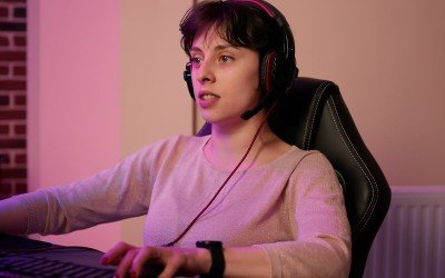 Dependența de calculator la copii și adulți - cum o previi și cum o gestionezi?