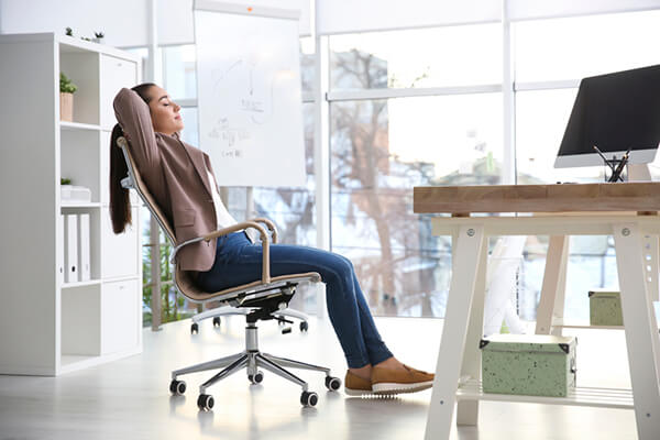 effort Pence Few Pozitia corecta la calculator sfaturi pentru postura perfecta la birou